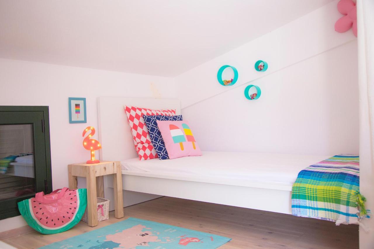 Oliva Holiday Homes Dhiyellótika Екстериор снимка
