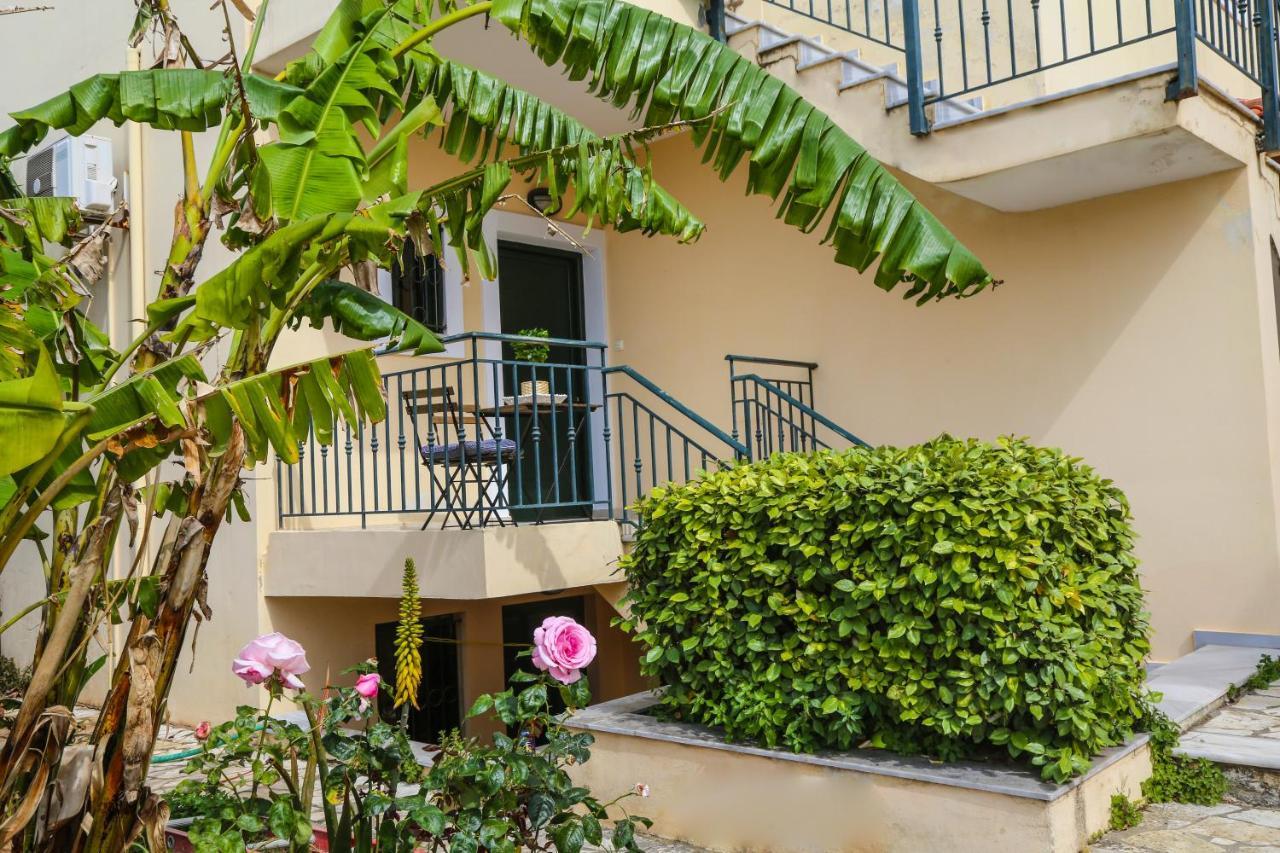 Oliva Holiday Homes Dhiyellótika Екстериор снимка