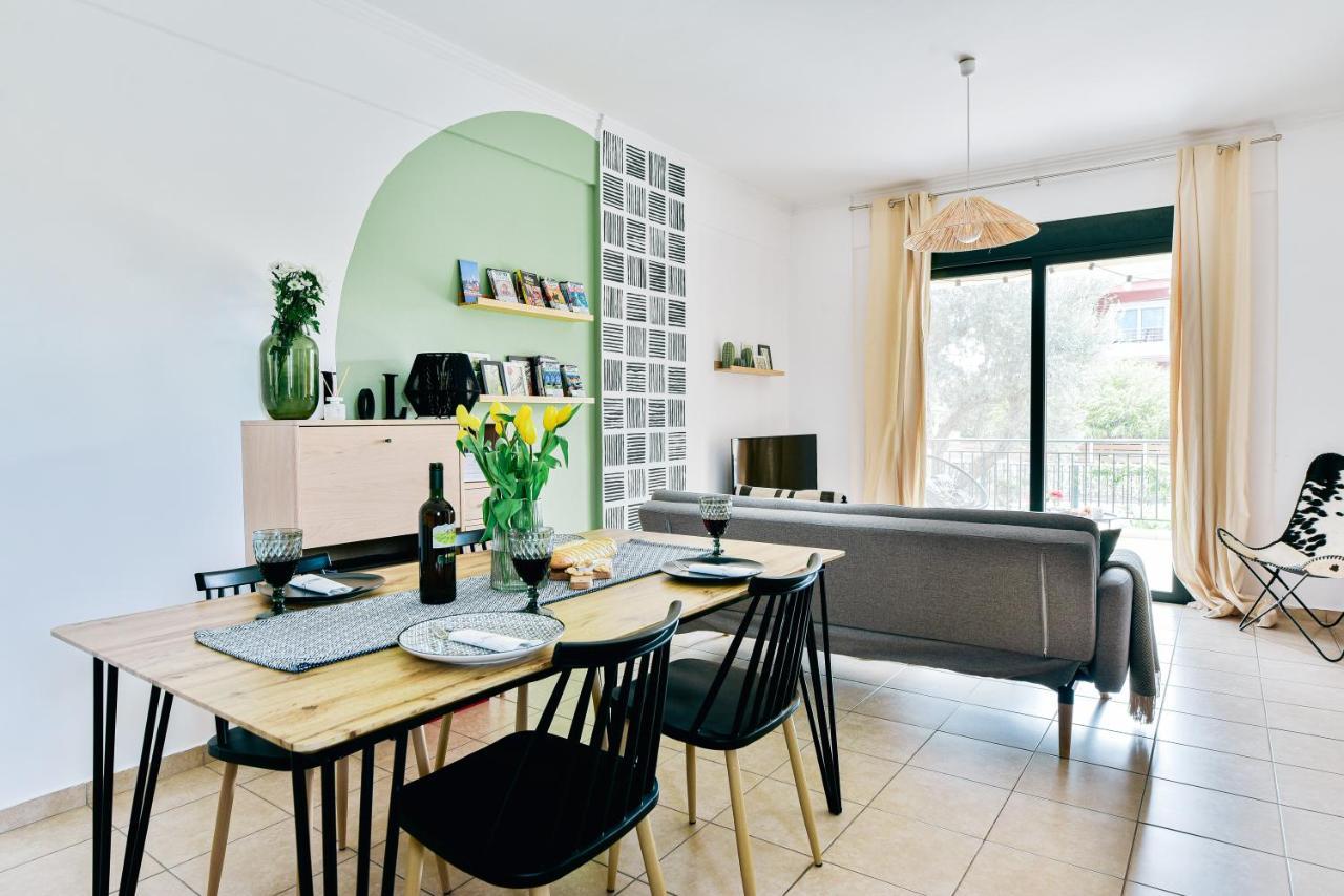 Oliva Holiday Homes Dhiyellótika Екстериор снимка