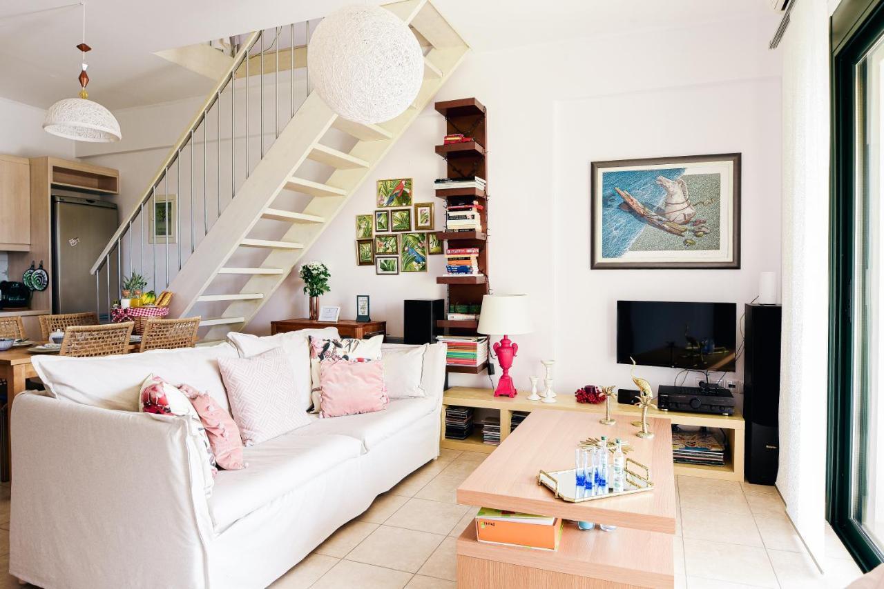 Oliva Holiday Homes Dhiyellótika Екстериор снимка